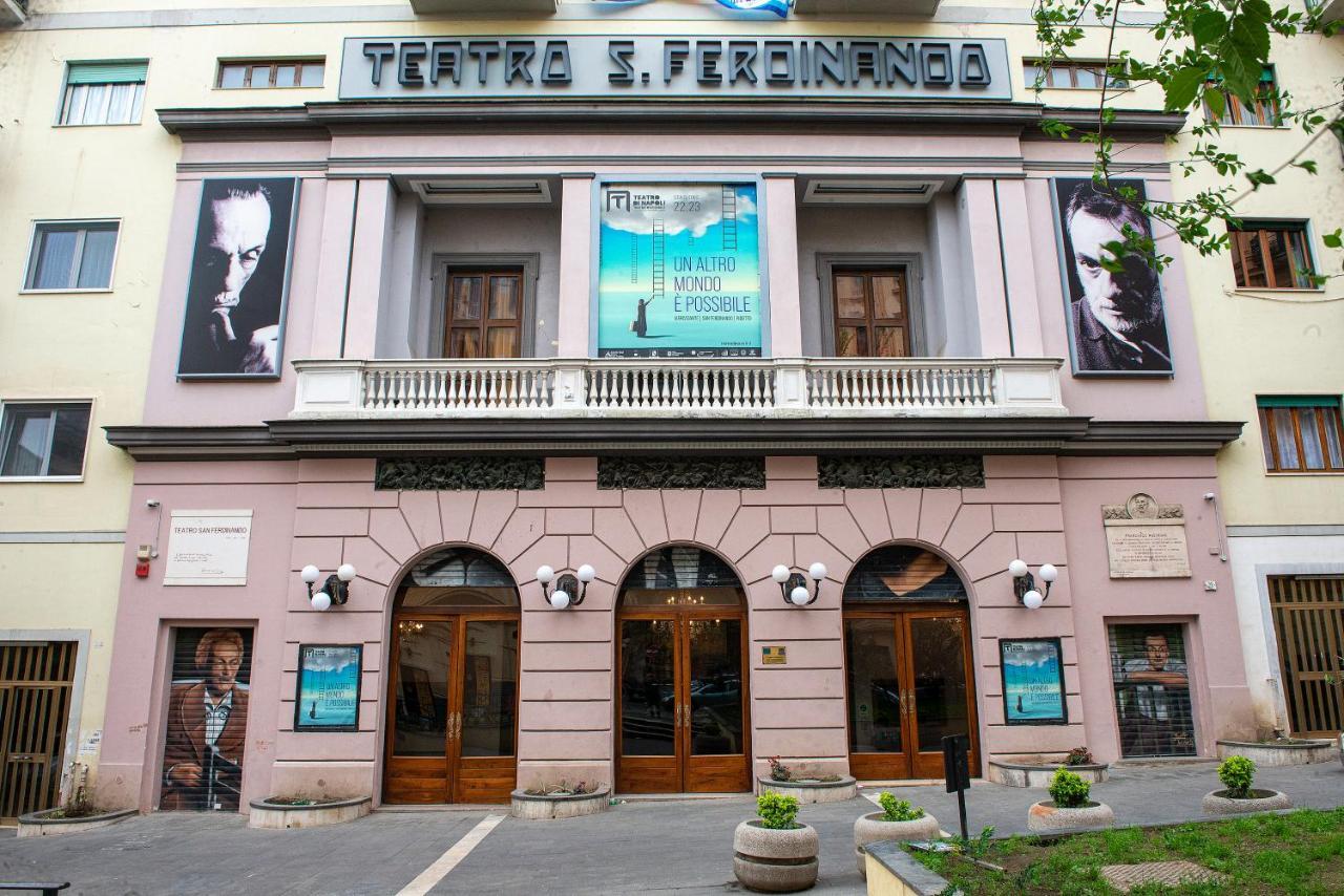 Vivi A Napoli Acomodação com café da manhã Exterior foto